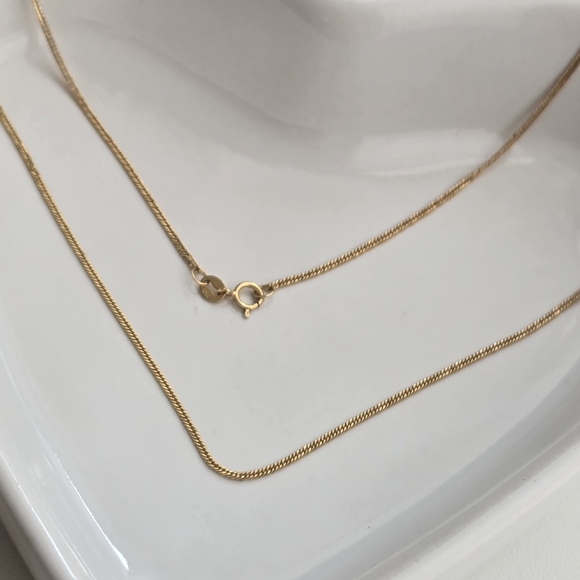 18K Yellow Gold Japan Style Chain Size 18 1mm Lightweight Dainty